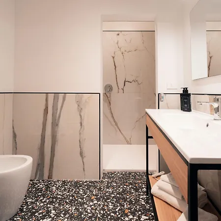 Naman Hotellerie - Monti 4* 로마