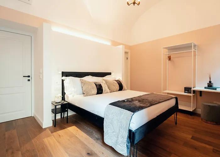 Naman Hotellerie - Monti