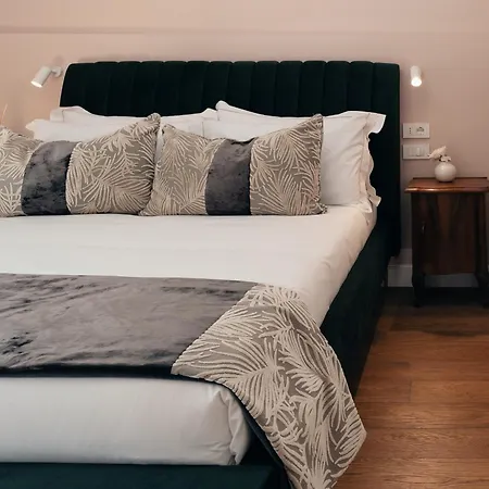 Naman Hotellerie - Monti Guest house Rome